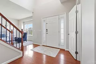 6073 Tyler Point Dr, Hamilton, OH 45011 - Photo 2