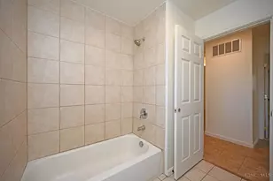 8603 Glenrose Ln, Anderson Township, OH 45244 - Photo 10