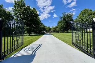 5596 Greentree Rd, Turtle Creek Township, OH 45036 - Photo 10