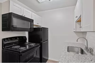 2635 Stanton Avenue #4, Cincinnati, OH 45206 - Photo 6