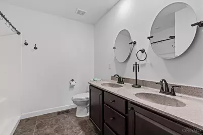 100 Tanglewood Drive, Hillsboro, OH 45133 - Photo 32