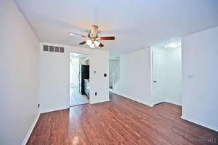 863 Woodlyn Dr S, Cincinnati, OH 45230 - Photo 12