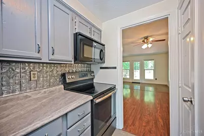 863 Woodlyn Drive S, Anderson Township, OH 45230 - Photo 8