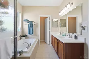 655 Hyacinth Rd, Union Township, OH 45245 - Photo 26