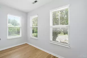 2580 Riverside Dr, Cincinnati, OH 45202 - Photo 8