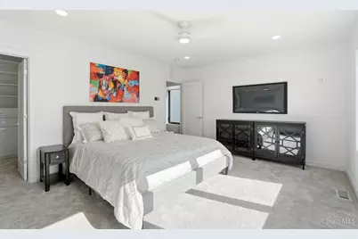 209 Hastings Street, Cincinnati, OH 45219 - Photo 32