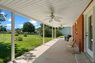 5277 Gabbard Dr, Trenton, OH 45067 - Photo 2