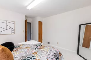 5925 Glenway Ave, Cincinnati, OH 45238 - Photo 16