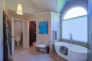 11127 Huntwicke Pl, Cincinnati, OH 45241 - Photo 24