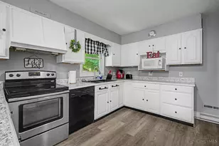 3357 Number Nine Rd, Wayne Township, OH 45107 - Photo 10