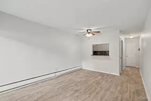 4906 Chalet Dr, Cincinnati, OH 45217 - Photo 4