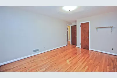 6224 Girard Avenue, Cincinnati, OH 45213 - Photo 18