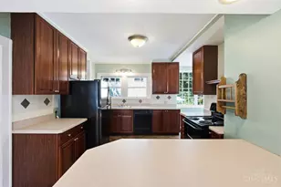 6120 Tulane Rd, Cincinnati, OH 45212 - Photo 18