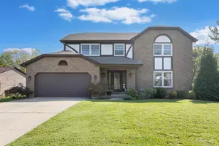 3834 Foxtail Ln, Miami Township, OH 45248 - Photo 1