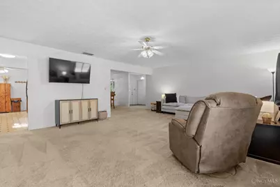 983 Peggy Lane, Wilmington, OH 45177 - Photo 6