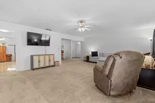 983 Peggy Ln, Wilmington, OH 45177 - Photo 6