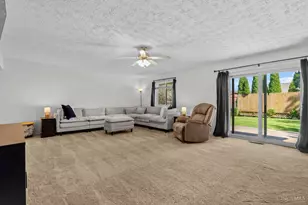 983 Peggy Ln, Wilmington, OH 45177 - Photo 10