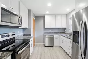 185 Ireland Ave, Cincinnati, OH 45218 - Photo 14