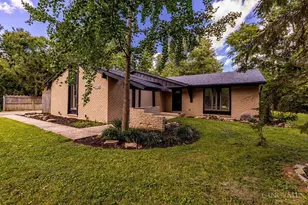 6524 Cedar Ridge Dr, Loveland, OH 45140 - Photo 2