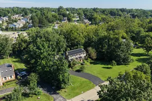 6895 Marblehead Dr, Indian Hill, OH 45243 - Photo 4