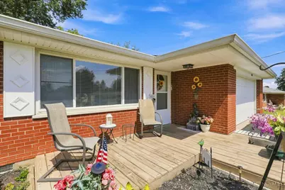 868 Sycamore Boulevard, Union Township, OH 45245 - Photo 2
