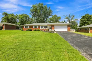 868 Sycamore Blvd, Union Township, OH 45245 - Photo 4