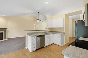 7630 Sandstone Trail, Hamilton Township, OH 45039 - Photo 10