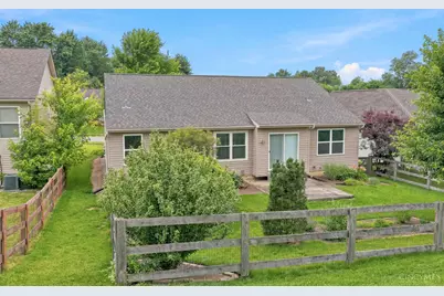 7630 Sandstone Trail, Hamilton Township, OH 45039 - Photo 34