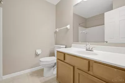 7630 Sandstone Trail, Hamilton Township, OH 45039 - Photo 24