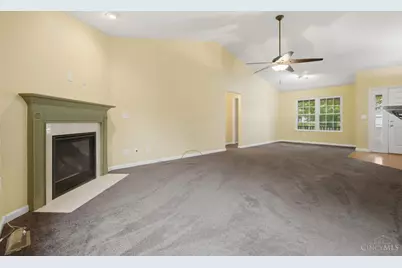 7630 Sandstone Trail, Hamilton Township, OH 45039 - Photo 6