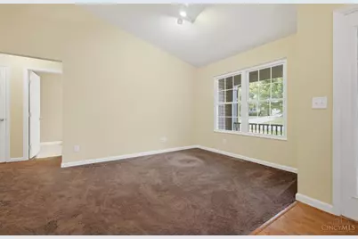 7630 Sandstone Trail, Hamilton Township, OH 45039 - Photo 8