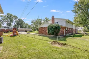 1647 Yellowglen Dr, Anderson Township, OH 45255 - Photo 36