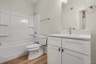 5809 Lathrop Pl, Cincinnati, OH 45224 - Photo 18
