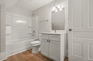 5809 Lathrop Pl, Cincinnati, OH 45224 - Photo 20