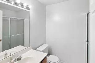 8390 Spring Valley Ct, Beckett Ridge, OH 45069 - Photo 22