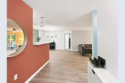 8390 Spring Valley Court #206, Beckett Ridge, OH 45069 - Photo 4