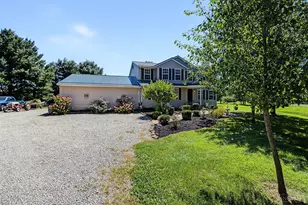 1163 Pratt Rd, Blanchester, OH 45107 - Photo 2