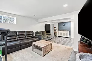 8930 Eldora Dr, Sycamore Township, OH 45236 - Photo 24