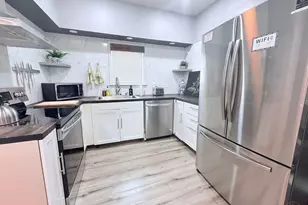 1610 Clarewood Ave, Cincinnati, OH 45207 - Photo 8