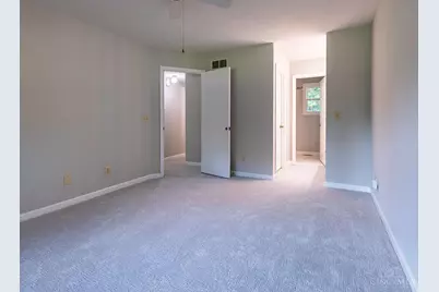 1990 Miles Road, Springfield Township, OH 45231 - Photo 12