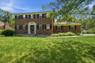 8163 Capitol Dr, Anderson Township, OH 45244 - Photo 2