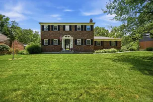 8163 Capitol Dr, Anderson Township, OH 45244 - Photo 1