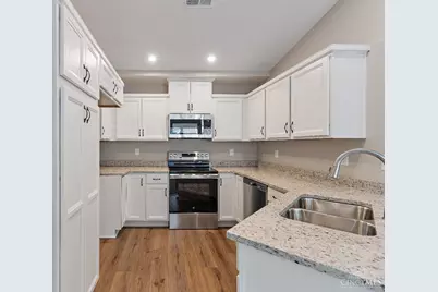5881 Parkview Lane #305, Miami Township, OH 45150 - Photo 4