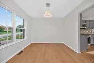 11909 Winston Cir, Forest Park, OH 45240 - Photo 12