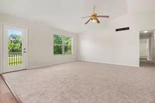 656 Parkland Dr, Union Township, OH 45244 - Photo 8
