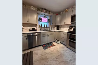 4755 Winton Road, Cincinnati, OH 45232 - Photo 8