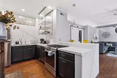 111 E Thirteenth Street #1, Cincinnati, OH 45202 - Photo 4
