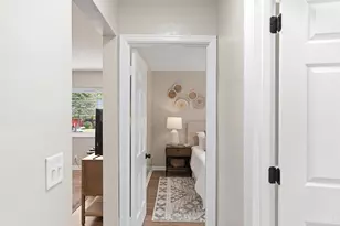 6753 Tarawa Dr, Cincinnati, OH 45224 - Photo 8