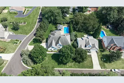7265 Timberknoll Drive, Cincinnati, OH 45242 - Photo 2