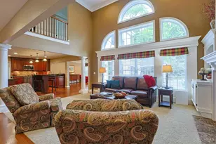 7265 Timberknoll Dr, Cincinnati, OH 45242 - Photo 6